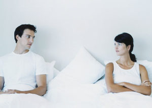 couple-in-bed